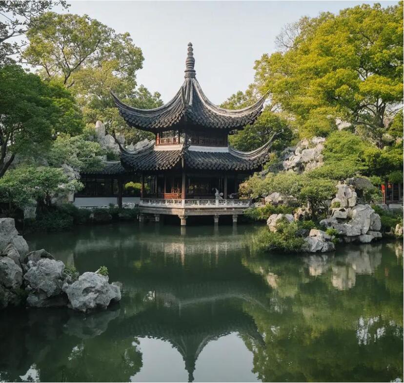 伊犁地区雨珍餐饮有限公司